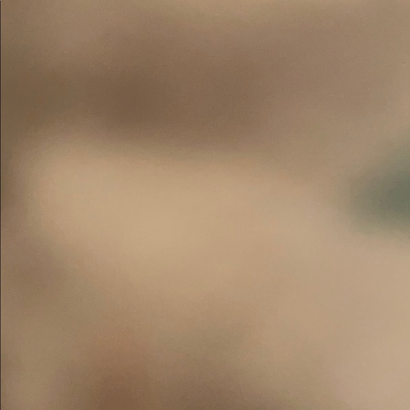 Meet your Posher, Elizabeth - Picture 1 of 1